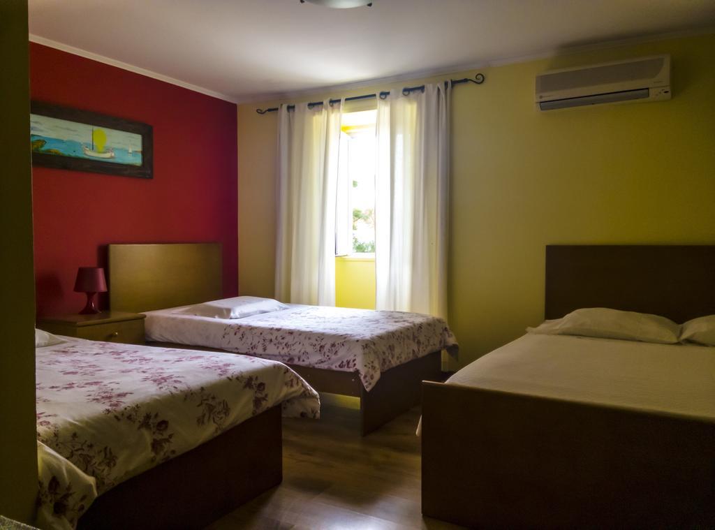 Hotel O Catraio Montijo Oda fotoğraf